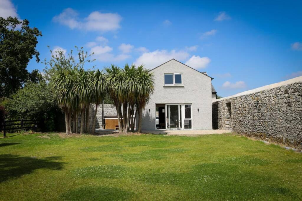 5* Self Catering Villa Nenagh Exterior photo